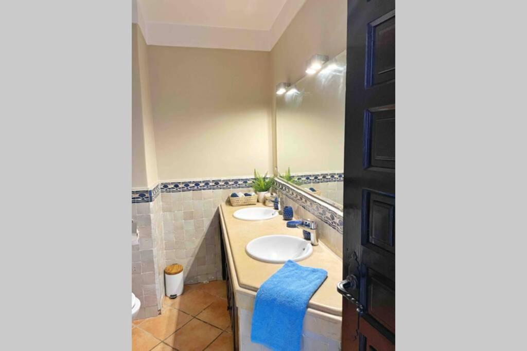 Appartement Vue Mer Panoramique Tamarist Экстерьер фото